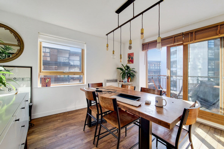 Cam Road, London, E15 - Photo 4