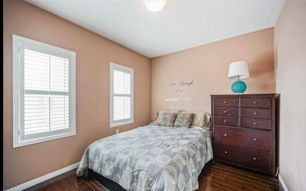 For Lease - 33 Warnford Circle, Ajax, Ontario - Photo 1