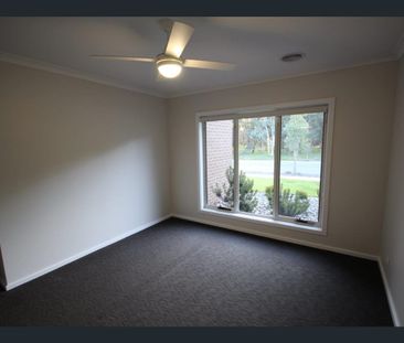 Spacious 4 bedroom home in Brooklyn Fields Estate - Photo 1