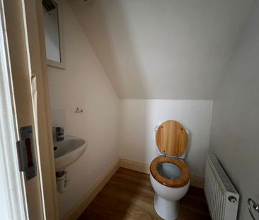 1 Bed Maisonette, Knowle Road, BS4 - Photo 6