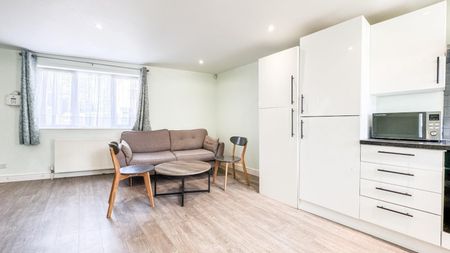 1 bedroom House To Let - Photo 4