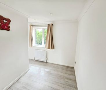 4 bedroom house to rent - Photo 3