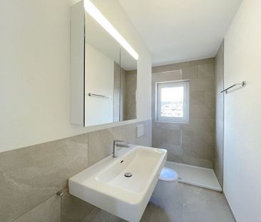 CENTRAL – ATTRACTIVE – MODERN - Photo 3