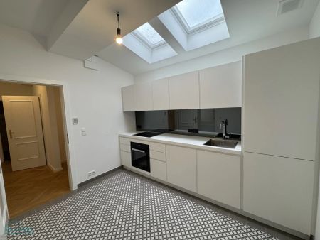 INNENSTADTWOHNUNG - ERSTBEZUG NACH RENOVIERUNG - Foto 2