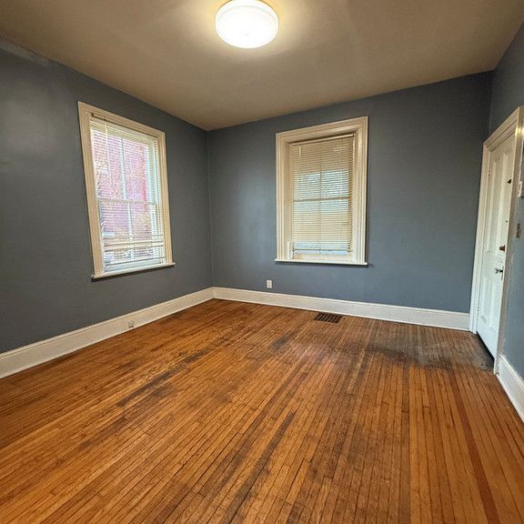 75 Edinburgh Road North - Photo 1