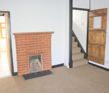 2 bedroom terraced house to rent - Photo 6
