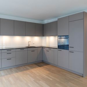 Living generously in Aesch: 4.5-room apartment full of light and quality of life - Foto 2