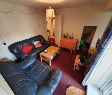 3 bedroom house to rent - Photo 2