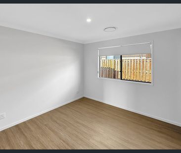 Brand New Accessible Living in Fernvale - Photo 6