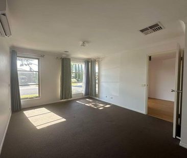 Where Comfort Dances with Style! - Photo 5