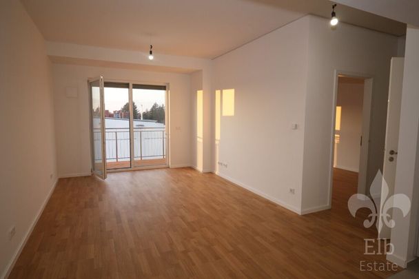 Traumhafter Sonnenuntergang vom eigenen Balkon-Erstbezug in erstklassig ausgestattete 2 Raum Wohnung - Photo 1