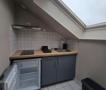 Location Appartement 1 pièce 14m² - Photo 2