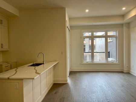 For Lease - 3322 Azam Way, Oakville, Ontario - Photo 5