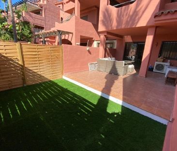 2 Bedroom Apartment For Rent in Casares Playa, Málaga - Photo 4