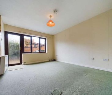 Chisel Close, Hereford, HR4 - Photo 3