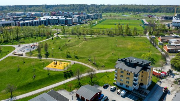 Brygghusgatan 12 - Photo 1