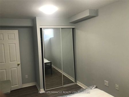 For Lease - 93 Whitehouse Crescent, Brampton, Ontario - Photo 3