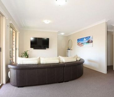 Two-Bedroom Unit in Prime Southport Location! - Photo 1
