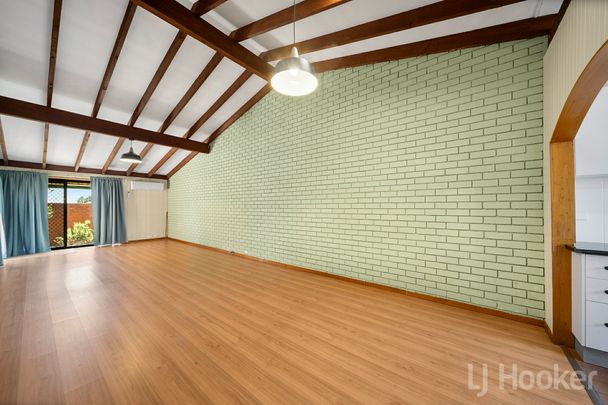 Refurbished Single Level 2 Bedroom Townhouse - Photo 1