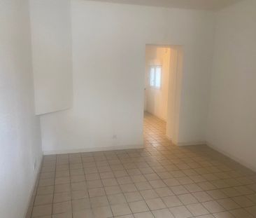 Location Appartement 1 pièce 25m² MONTREVEL EN BRESSE 01340 - Photo 6