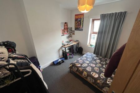 Topaz Street - Photo 4