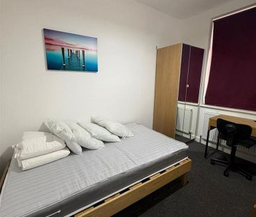 4 bedroom house share to rent - Photo 5