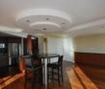 Condo in Vancouver West Side, BC - Photo 2