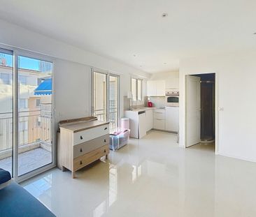 Location Appartement 1 pièce 24m² LE CANNET 06110 - Photo 3