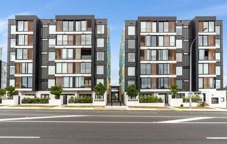 Lock up and leave - Photo 3