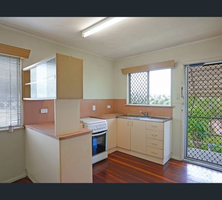 21 Derwent Circuit, Kelso, Qld 4815 - Photo 1