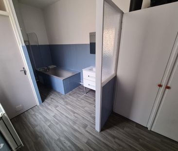 Appartement récemment rénové à louer dans petit immeuble situé à pr... - Photo 6