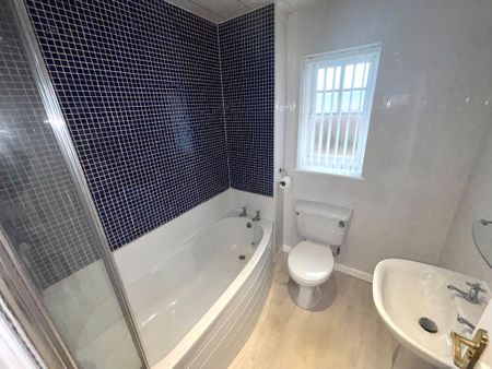 2 bedroom terraced house to rent - Photo 4