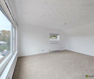 3 bedroom detached house to rent - Photo 4