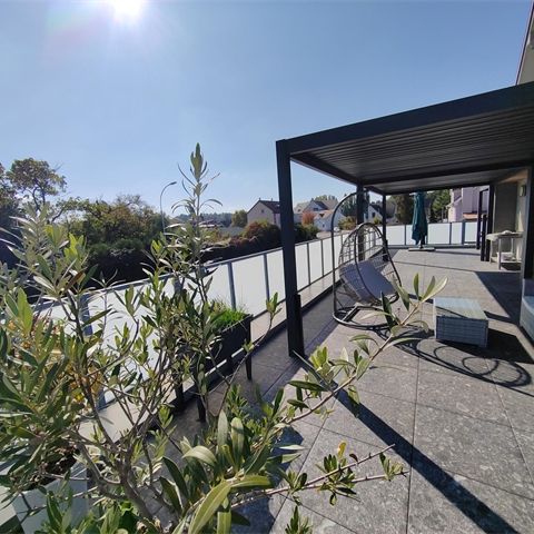 Location Appartement 176.53 M² HEGENHEIM 2 140 € - Photo 1