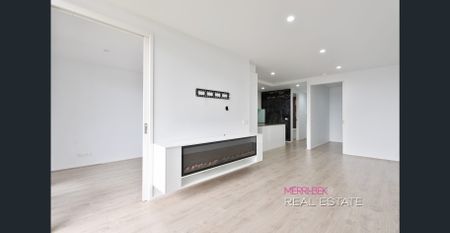 Modern Two-Bedroom Apartment with Terrace and Prime Location - Photo 5