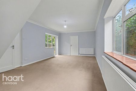 3 bedroom detached house to rent - Photo 4