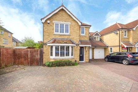 Nightingale Shott, Egham, Surrey, TW20 9SX - Photo 2