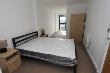 1 Brewery Wharf, Leeds City Centre, LS10 1GY - Photo 3