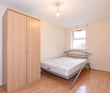 Slough, Berkshire, SL1 - Photo 1