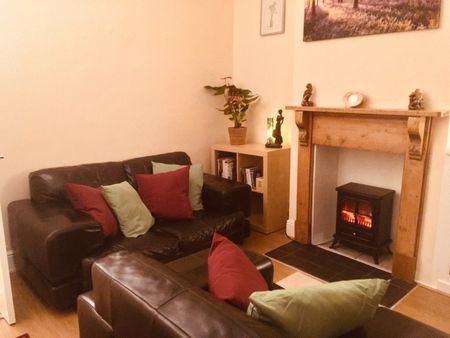 2 Bed Terraced House, Cranmer Street, LE3 - Photo 3