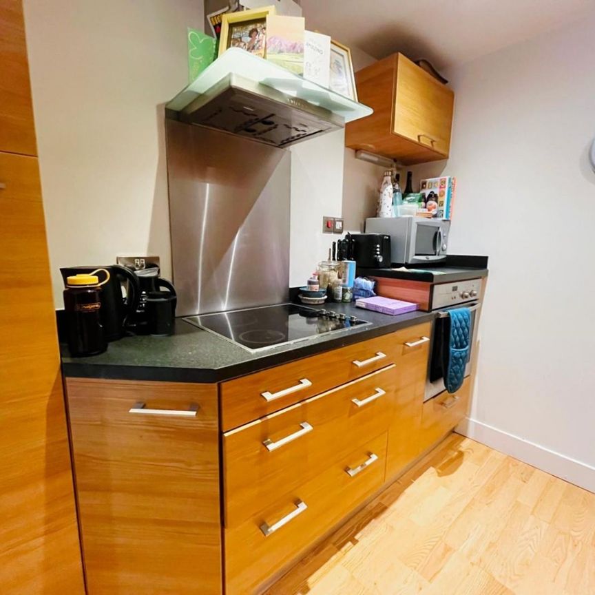 1 bedroom Flat To Let - Photo 1