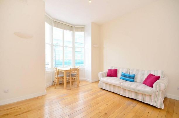2 bedroom flat to rent - Photo 1