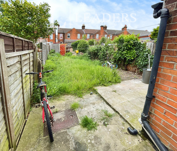 1 bedroom in a house share to rent - Photo 5