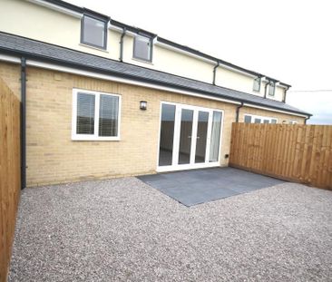 3 bedroom terraced house to rent - Photo 5