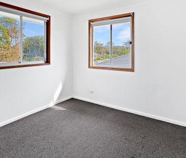 QUIET POSITION IN THE HEART OF BERKELEY VALE! - Photo 1