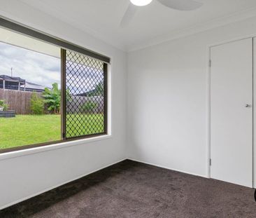 Stunning 4-Bedroom Family Home for Rent in Victoria Point - Photo 2