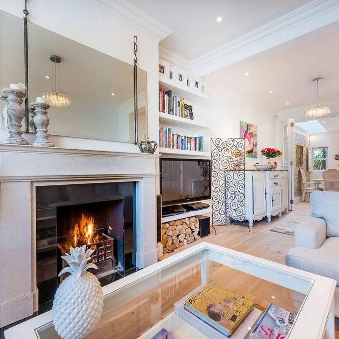 4 bedroom terraced house to rent - Photo 1