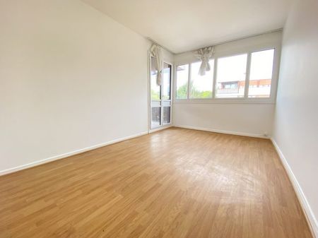 T2/3 Fontenay-le-Fleury 58 m² - Photo 3