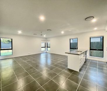 Modern home - Ducted air conditioning - Photo 1