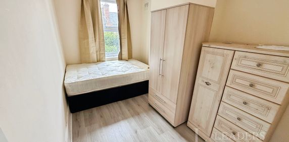 1 bedroom property to rent Leicester Street, Leamington Spa, CV32 - Photo 2